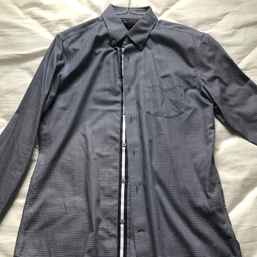 Banana Republic Dress Shirt (Medium)
